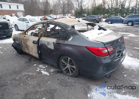 2018 Subaru Legacy 2.5I Limited z USA, uszkodzony, nr VIN 4S3BNAN64J3009278